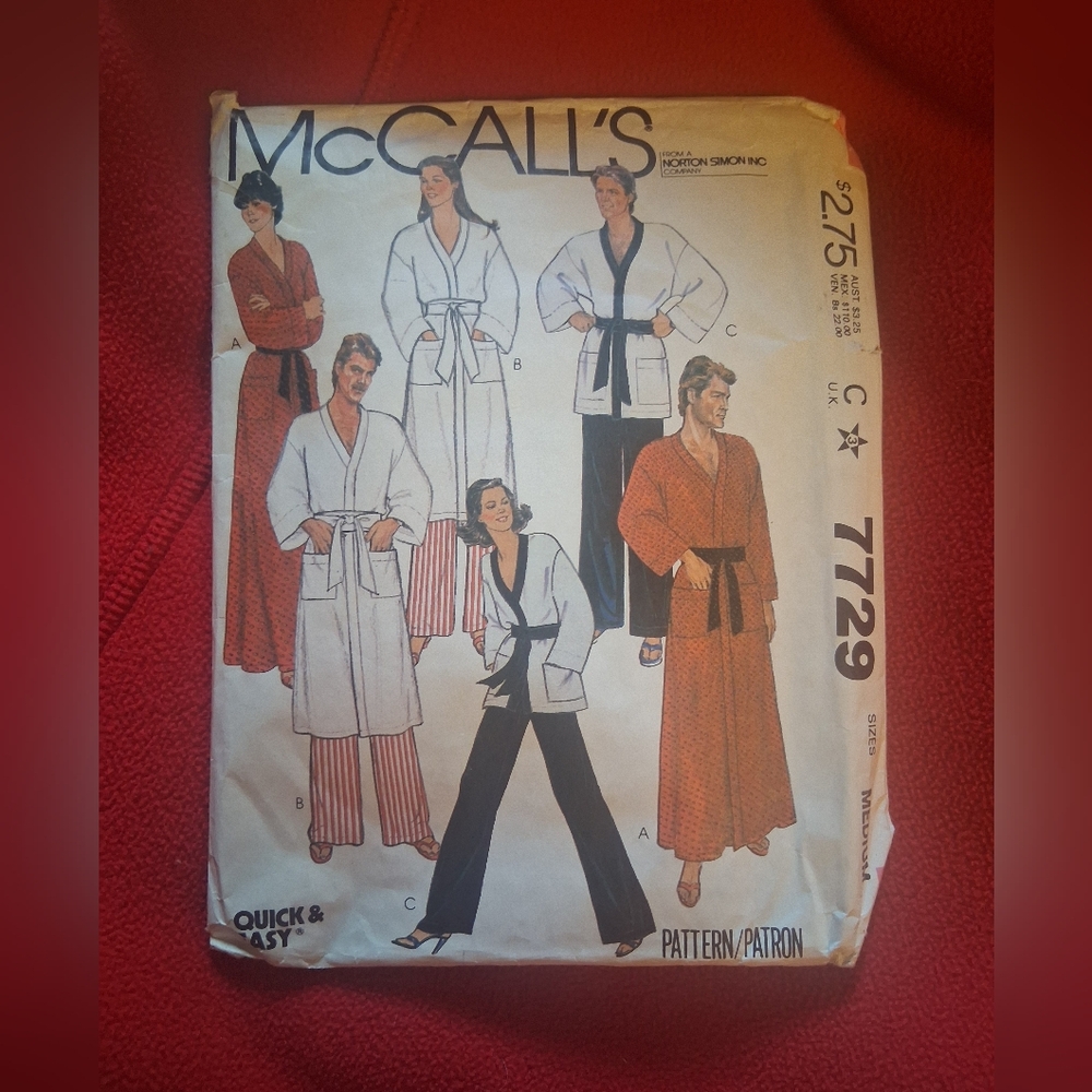 McCalls Robe 1980s Pattern 7729 🤍❤️
